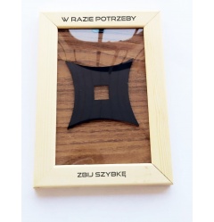 W razie potrzeby zbij szybkę Senban shuriken